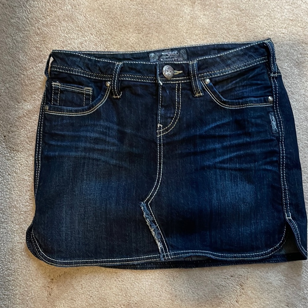 Silver brand mini jean skirt-like new